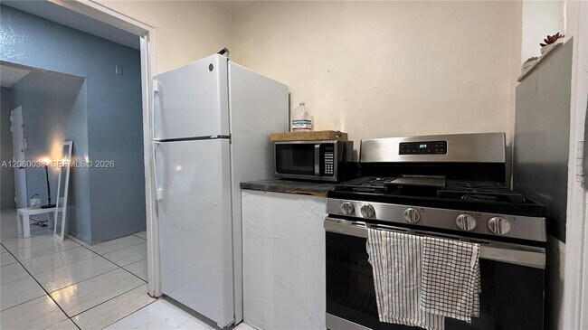 650 84th St Unit 35