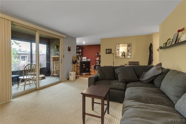 Photo - 130 Groton Dr