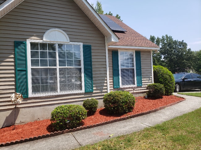 Photo - 239 Bradstone Rd