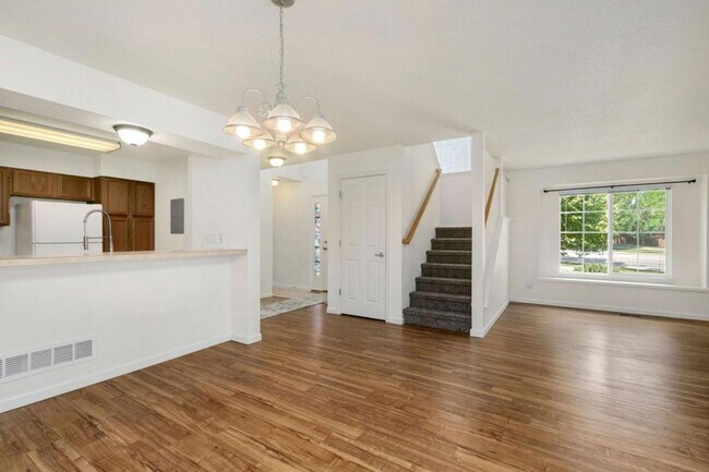 2075 Tonopas Ct