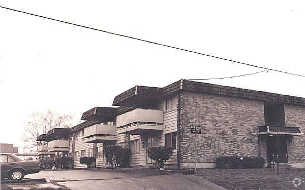 Photo - Kimberly Court