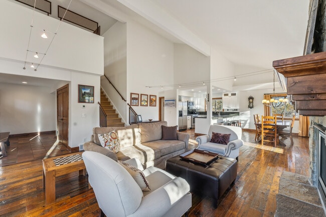 Photo - 7240 Buckboard Dr