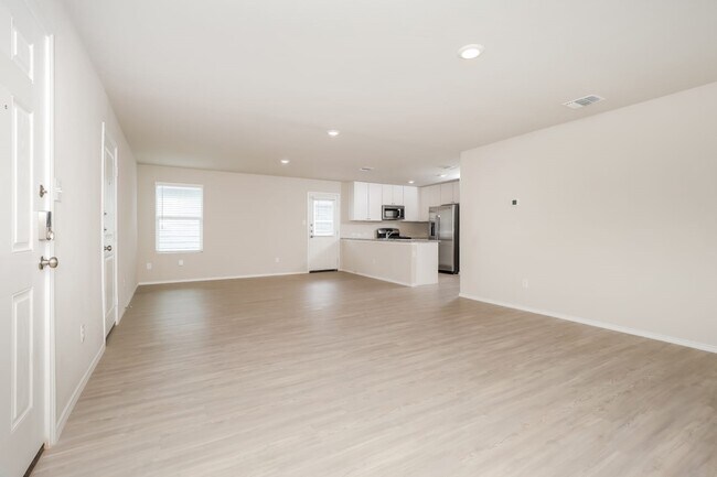 Photo - 5711 Fruchel Wy