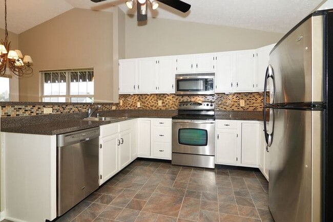Lovely 3 Bedroom Home with Pond View