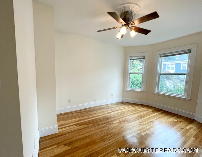 Photo - 72 Roseclair St Unit 2