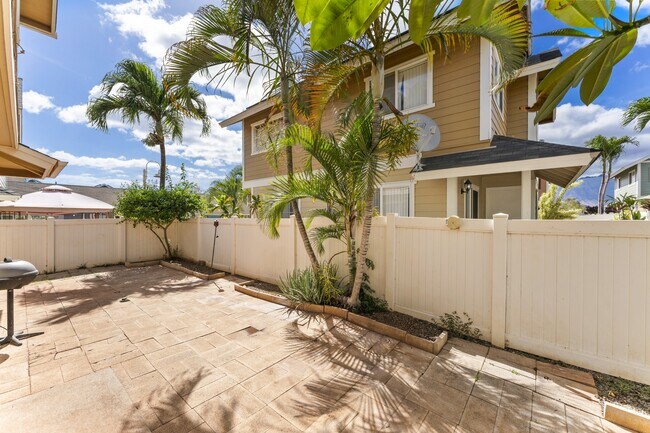 Photo - 87-1962-1962 Pakeke St