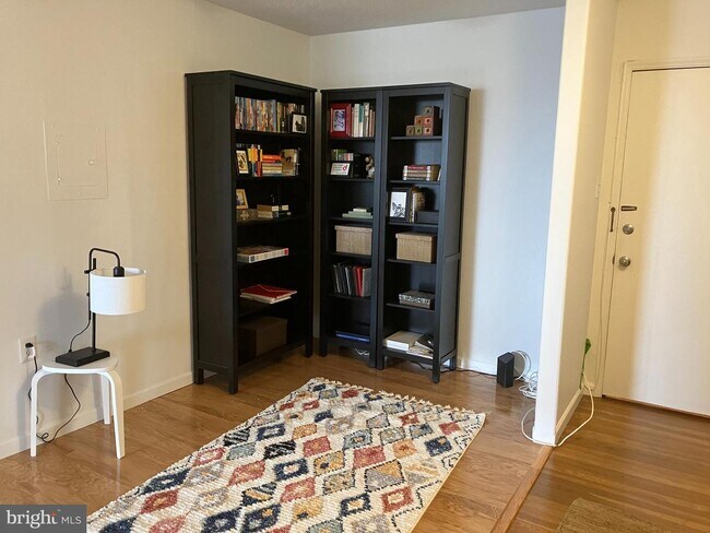 Photo - 1101 St Paul St Unit 808