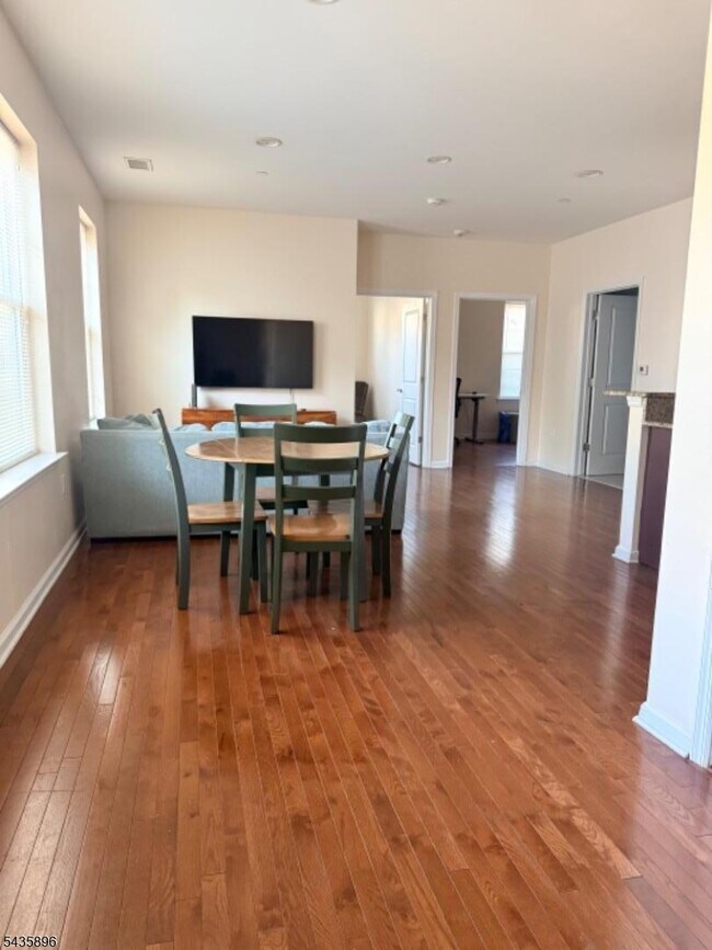 Photo - 7 Myrtle St Unit 3