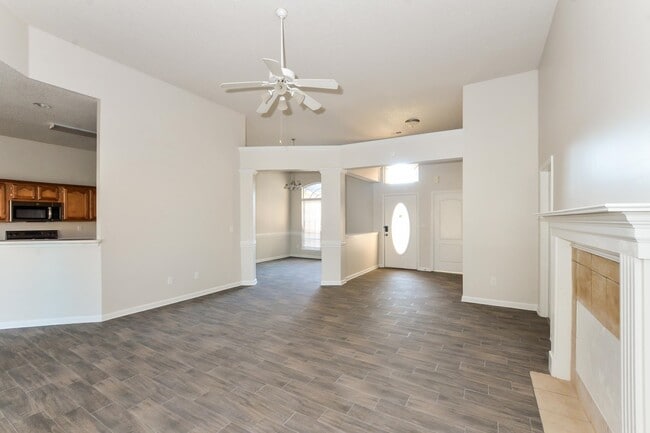 Photo - 4520 L & N Ave