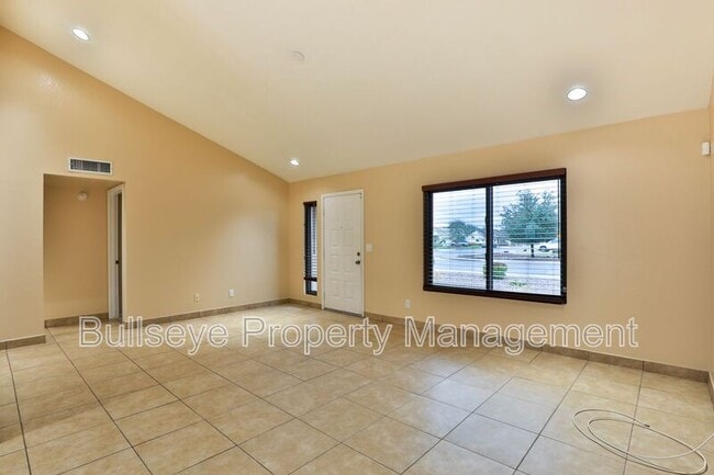 Photo - 7153 S Butte Ave