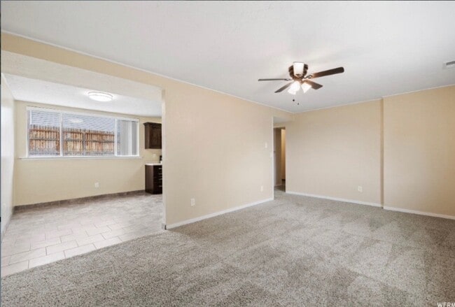 Photo - 1730 W Baroness Pl Unidad A (Downstairs)