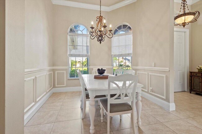 Photo - 5829 NW Zenith Dr