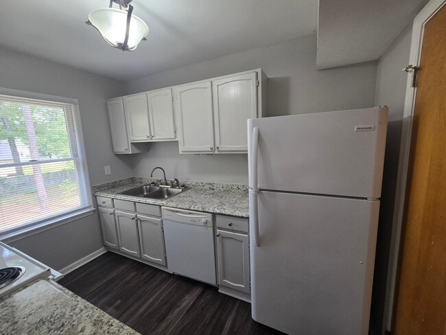 Photo - 4452 Baxter Rd