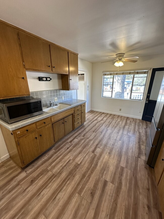 Photo - 1160 Chestnut St Unidad 1160