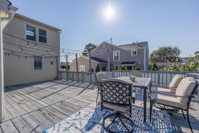 Photo - 28 Brookdale Ave