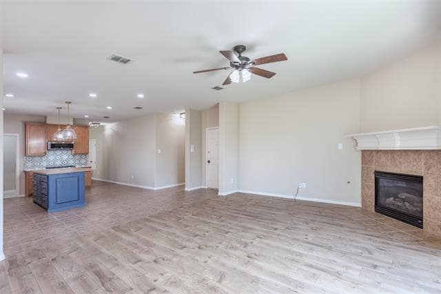 Photo - 2356 Jaguar Dr