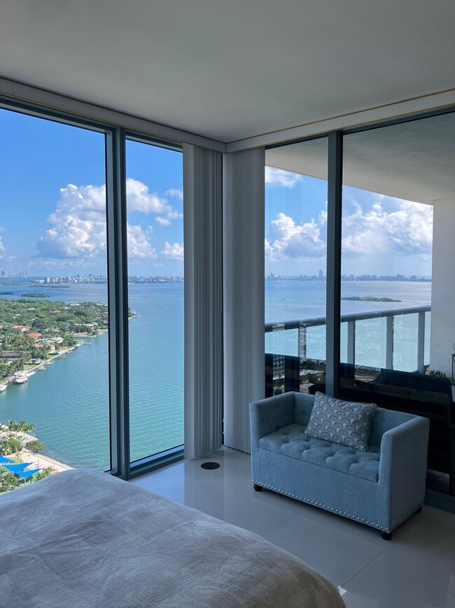 Photo - 325 S Biscayne Blvd Condo