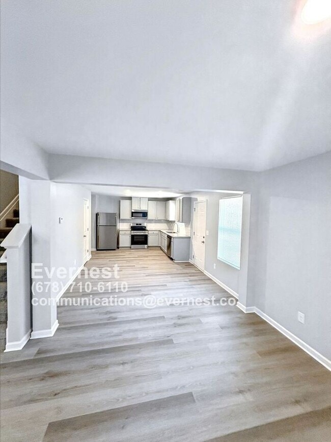 Photo - 75 Heyman Dr