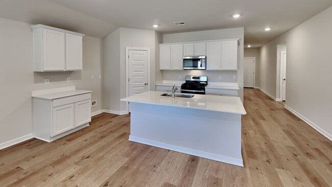 Photo - Very Nice 4 Bedroom 2 Bath Home in Yukon Schools