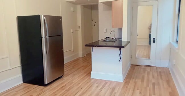 Building Photo - Arts Condominium [1324] Unit 0912