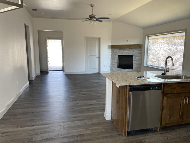 Photo - 7219 23rd St