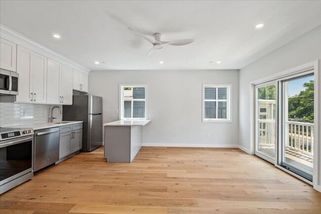 Photo - 46 Hudson St Unit Apt 1