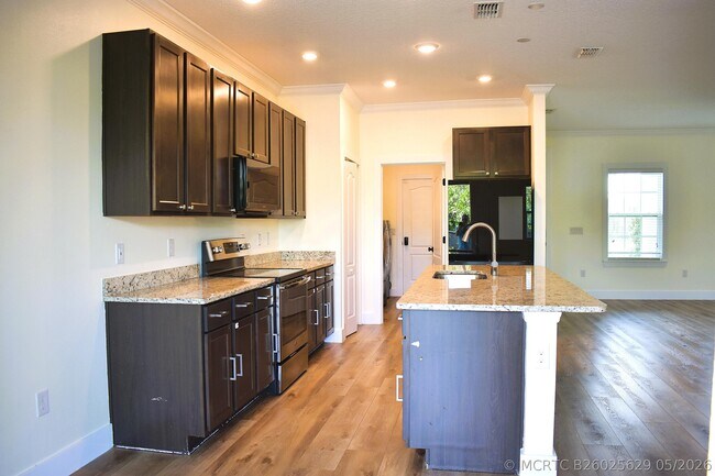 Photo - 1217 SW Marmore Ave