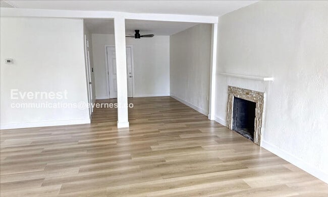 Photo - 2317 W Adams St Unit 1