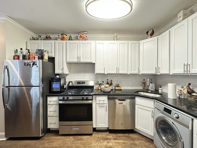 Photo - 912 Green Bay Rd Unit J03P