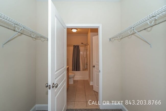 Photo - 1116 Basildon Rd