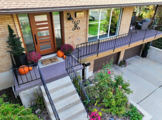 Building Photo - 4453 Fillmore Ave