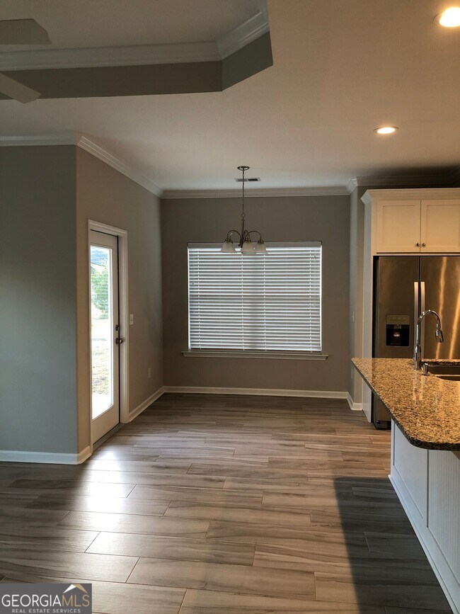 Photo - 108 Marshall Ct