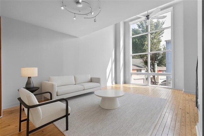 Photo - 1302 Noguchi Mews NW