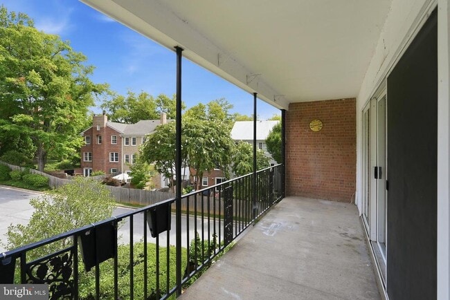 Photo - 3535 Chevy Chase Lake Dr Unit 307
