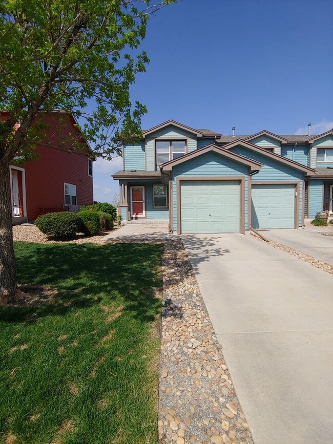 Building Photo - Delightful 3BD/2BA Townhome in Erie