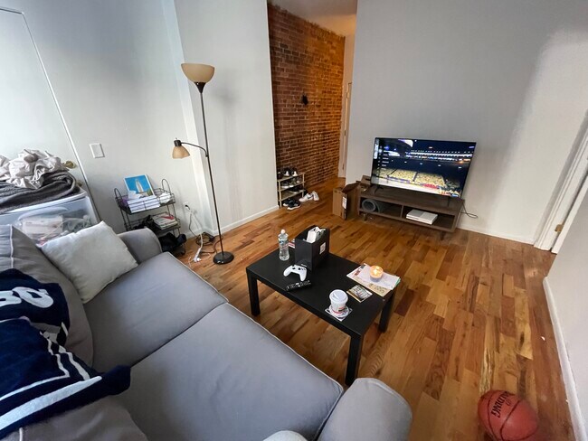 Photo - 30 Isabella St