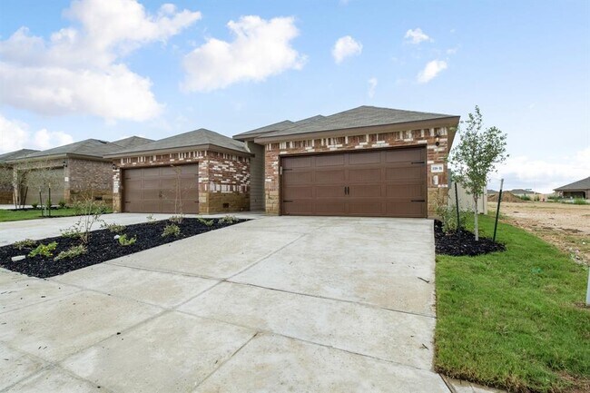 Photo - 118 Samuel Dr