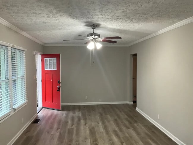 Photo - 2497 Brentwood Rd