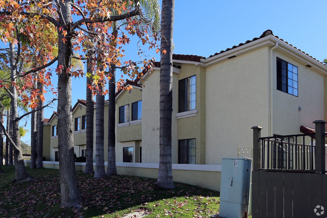 Photo - Los Olivos Apartments