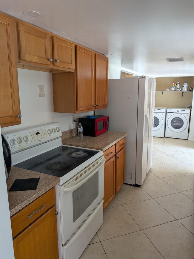 Photo - 7805 NW 66th Ter