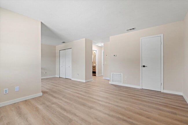 Photo - 1845 Old Moultrie Rd