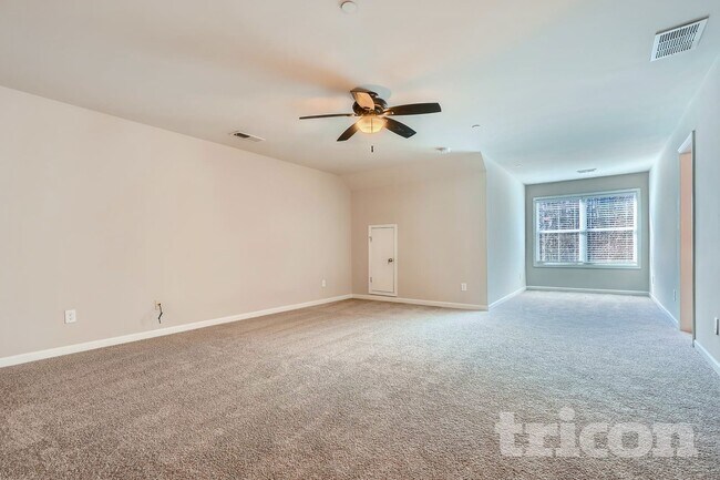 Photo - 1012 Candela Ln