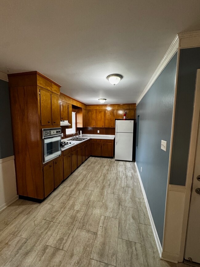 Photo - 114 Windsor Dr