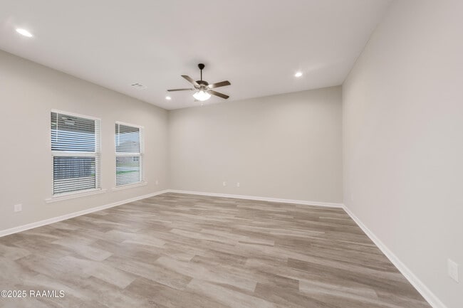 Photo - 223 Stanwell Ave