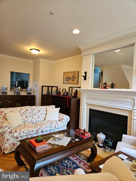 Photo - 9659 Athens Pl