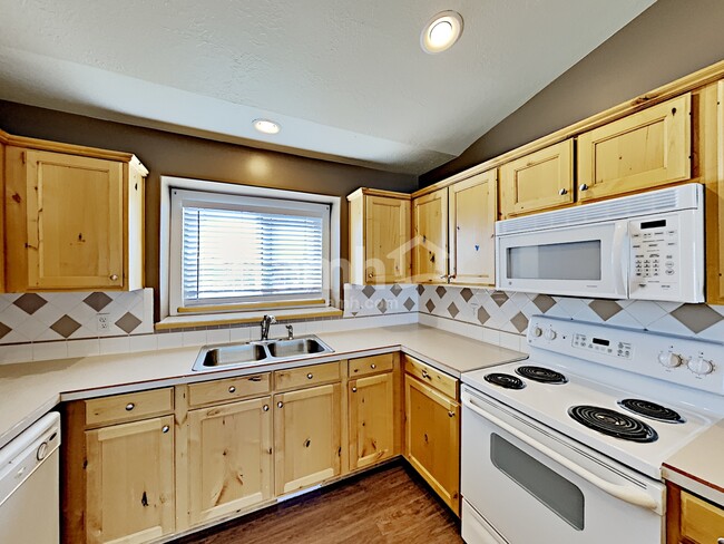 Photo - 2216 S 2685 W