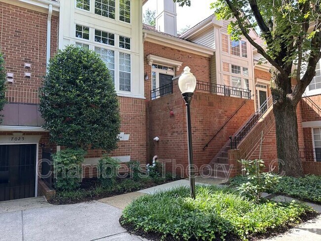 Building Photo - 7025 Haycock Rd Unit #610 Rental