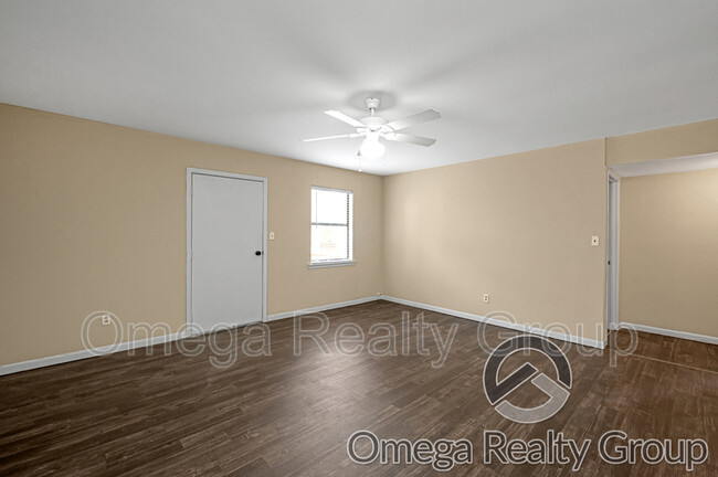 Photo - 400 7th St E Unit Apt 1F