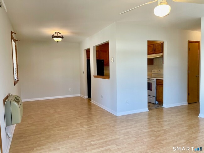 Photo - 31 Glenwood Ave Unit #6