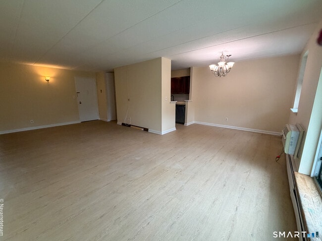 Photo - 27 Northill St Unit 2F